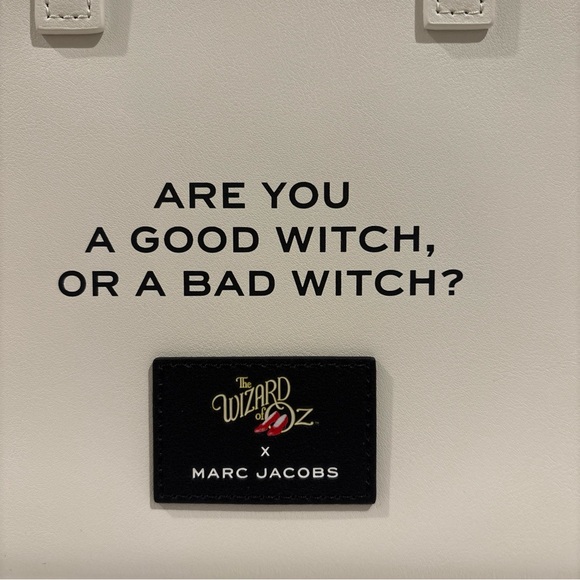 NWT Marc Jacobs x The Wizard of Oz Glinda Leather Tote, limited-edition - Picture 6 of 8